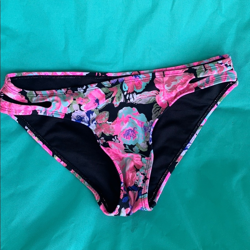 Bikini bottoms